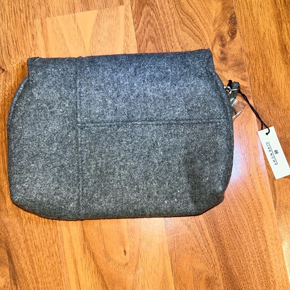 NWT Authentic Givenchy Clutch Pouch with Logo Flap - Picture 8 of 11
